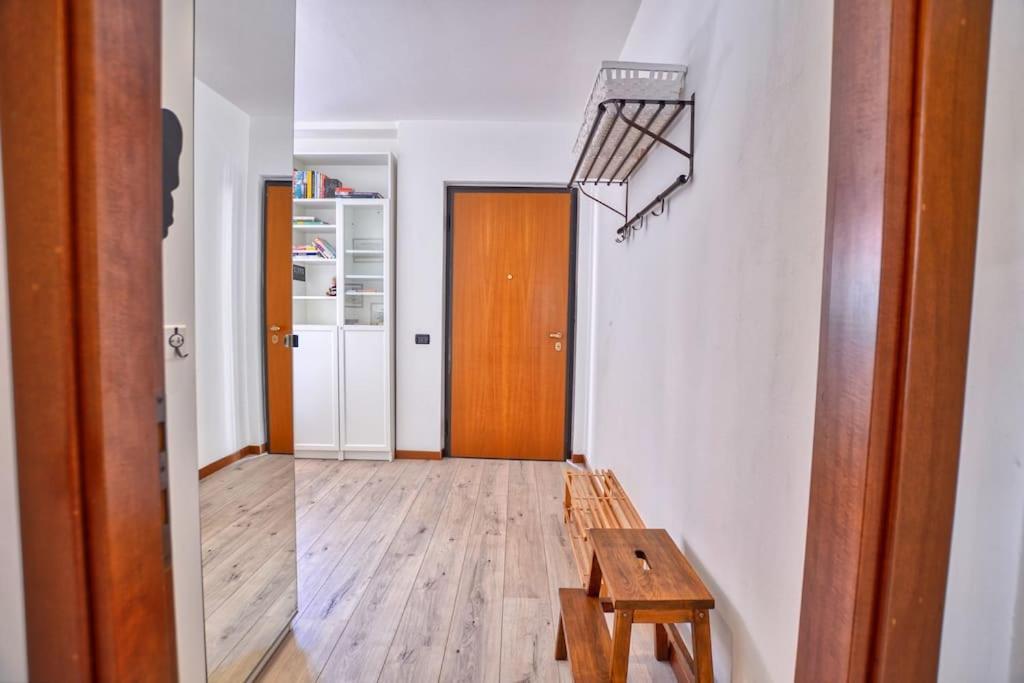 Gezellig Appartement Met Gedeeltelijk Meerzicht Acquaseria Exterior photo