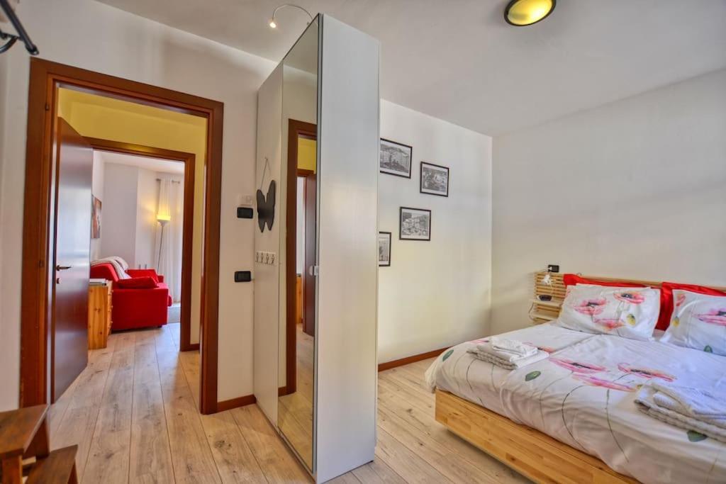 Gezellig Appartement Met Gedeeltelijk Meerzicht Acquaseria Exterior photo